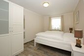2. Schlafzimmer 