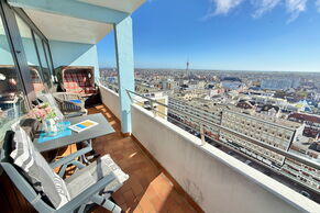 Ost Balkon mit Ausblick