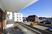 Südbalkon mit Blick in die direkte Umgebung