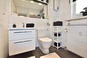 Duschbad/WC mit Fenster