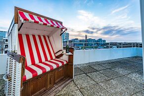 Südbalkon mit Strandkorb