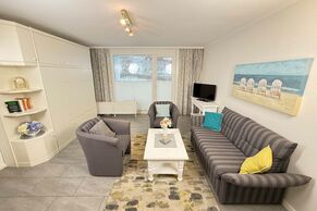 Wohn/Schlafraum mit Schrankbett