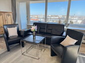 Wohnzimmer - Schlafsofa mit zwei Sesseln